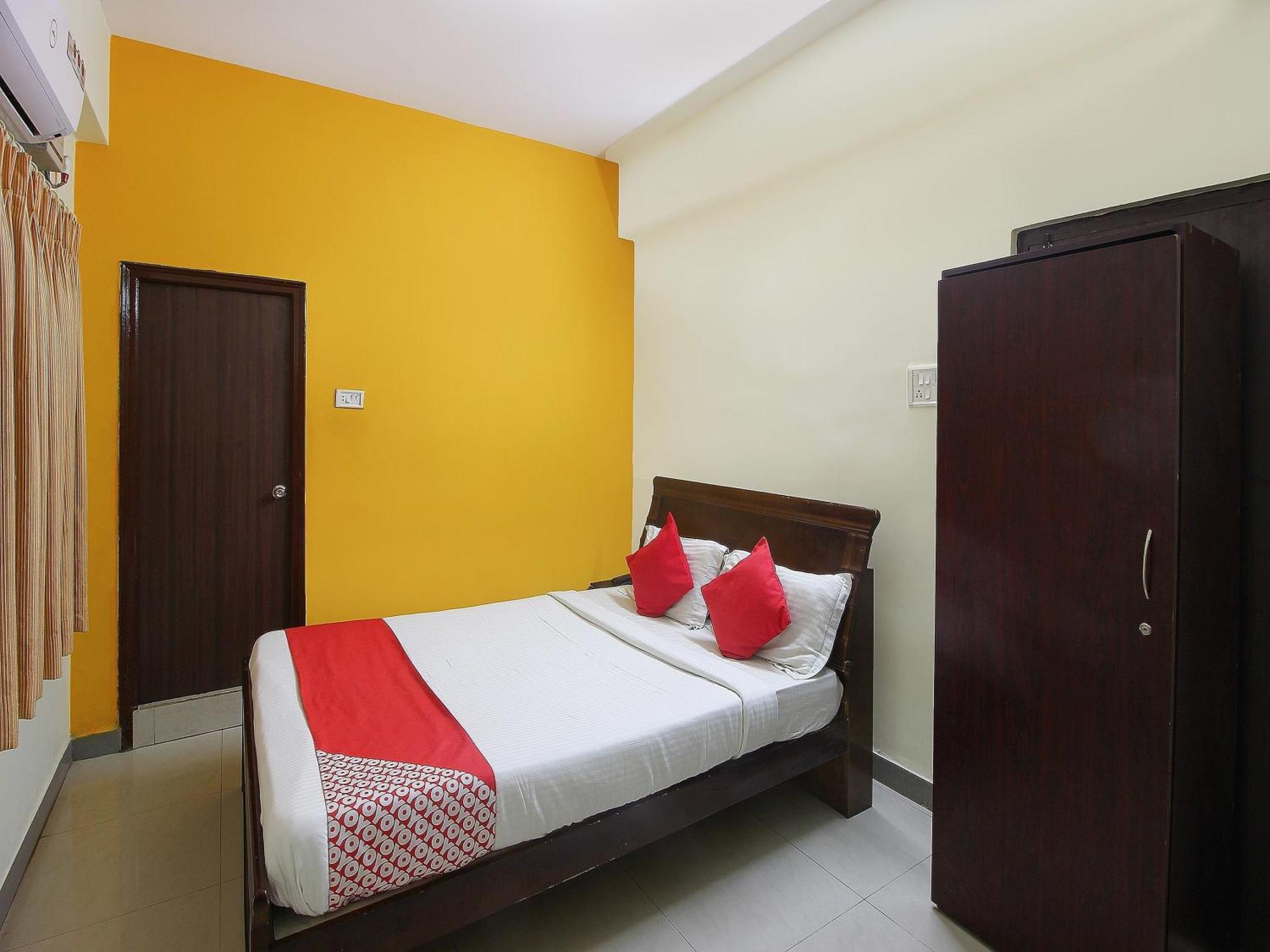 Super Collection O Begumpet Formerly Alpine Glow Sunrise Hyderabad Exterior photo